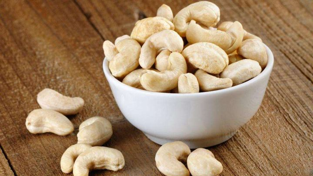 10 Điều Cần Biết: Hạt Điều Là Gì & Giá Trị Dinh Dưỡng Cơ Bản